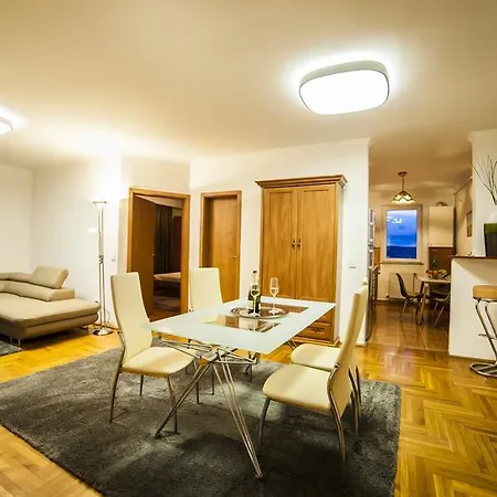 Apartament Business Class *