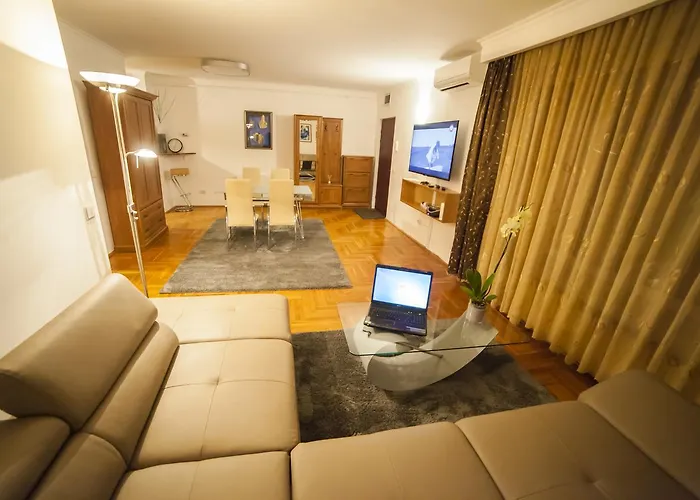 Business Class Apartment *